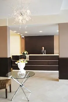 Residence Hoteliere Fleurie أغادير 3*,